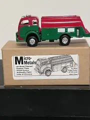 Micro-Metals '53 White Ridgid Tanker Model - 1:87 HO Scale,NIB - CL
