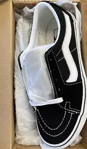 Adult Unisex Sneakers & Athletic Shoes Vans SK8-Low™ Men:4.5, Women:6.0