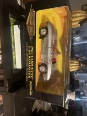 1967 Corvette Convertible 427 Cu. In. L-71 435 H.P. 1/18 Ertl American Muscle