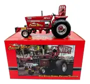 1/16 IH 1466 Crusin' Mule Pulling Tractor SpecCast