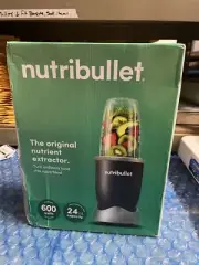 NutriBullet 8-Piece Nutrition Extractor Blender Juicer, 600 Watt ,Brand New