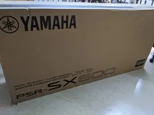 律揚樂器 展示 Yamaha PSR-sx600 61鍵 電子琴 Yamaha psr 473自動伴奏琴 合成器 演奏街頭藝人初學表演用 自彈自唱