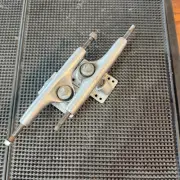 Invader 158mm Silver/Silver Old School Trucks used