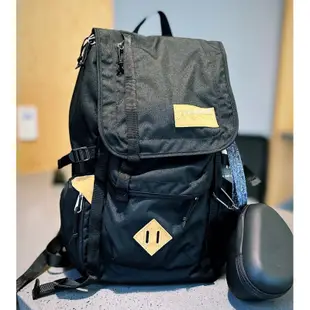 jansport HATCHET 多格層 電腦隔層後背包