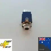 PANEL MOUNT 6.5mm Stereo ENCLOSED SWITCHED DPDT Socket