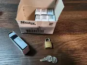 Lot of 7 Master Lock (4YH20) Gold Rectangle padlocks