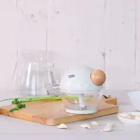 在飛比找博客來優惠-ROOMMI 圓寶寶手動式料理機 豆腐白