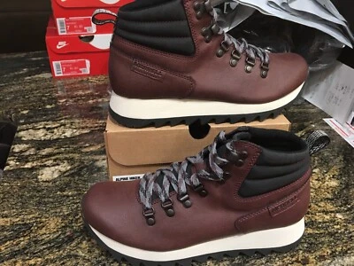 NEW $95 Womens Merrell Alpine Hiker Boots, size 8.5 shoes