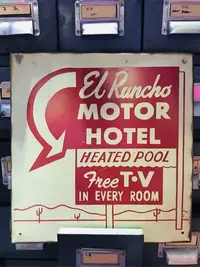 在飛比找Yahoo!奇摩拍賣優惠-** 55 Antiques - MOTOR HOTEL 鐵