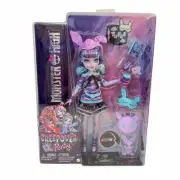Monster High Doll Twyla Creepover Party G3 2022 New In the Box