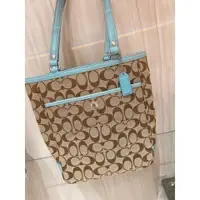 在飛比找PopChill優惠-[二手] 美國正品 美國購入 正貨 Coach 提花布 老花