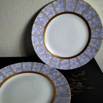 Out Of Print Wedgwood Amethyst Cake Plate Set 2