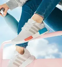 在飛比找Yahoo!奇摩拍賣優惠-現貨 iShoes正品 Adidas NMD_R1 W 女鞋