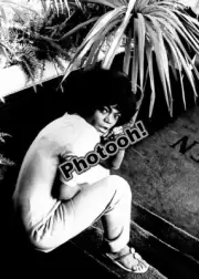 Candid Eartha Kitt On Steps Celebrity REPRINT RP #9966