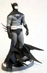 Batman Black and White Statue Jae Lee 1715/5200 DC Collectibles NEW SEALED