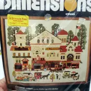 20" x 16 DIMENSIONS 1177 VICTORIAN STREET CREWEL PICTURE KIT NEW Charles Wysocki