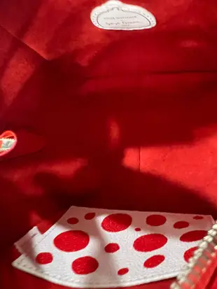 ㊣東區正精品㊣LV X Yayoi Kusama 草間彌生近全新紅色全皮白點點南瓜吊飾骰子包手提包 RZ4292 中國限定版