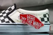 VANS ASHER CHECKER slip-on shoes for men, NEW & AUTHENTIC, US size 9.5