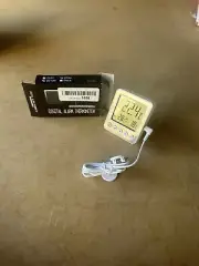 Indoor And Outdoor Digital Alarm Thermometer .