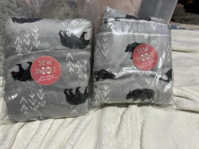 NWT Sew Sweet Minky Designs Standard Pillowcase set of 2 Bear Cabin Gray