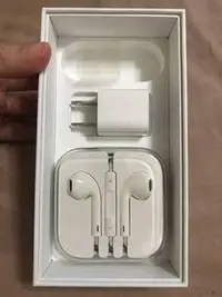 在飛比找旋轉拍賣優惠-iphone 耳機+電源轉接器