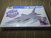 Revell Model Kit - F-16C Wild Weasel - Chuck Yeager Superfighter