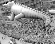 Huge helium-filled alligator is hauled through Times Square during .. Old Photo