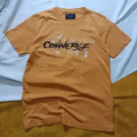 在飛比找蝦皮購物優惠-匡威 Kemeja Converse tshirt 圓領不背