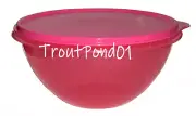 TUPPERWARE Wonderlier Bowl Classic Nesting Mixing 8 3/4 C Pink Matching Seal