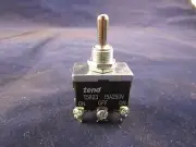 T5R-23B TOGGLE SWITCH ON-OFF-ON 15A 250VAC (SPRING RETURN/SCREW TERMINAL)