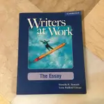 (二手書) WRITERS AT WORK- THE ESSAY