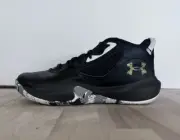 Under Armour GS Lockdown 6 Jr. - Boys Basketball Shoes Size 3.5 - New In Box