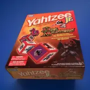 Yahtzee JR Duel Masters -Dice Game By Parker Brothers ©2004 COMPLETE / NEW