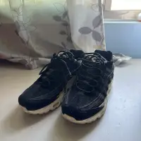 在飛比找蝦皮購物優惠-nike air max 95 黑白