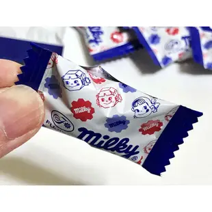 🔥現貨供應🔥日本 FUJIYA 不二家 Milky牛奶糖 peko 牛奶妹棒棒糖 pop棒棒糖 草莓牛奶糖 棒棒糖