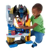Fisher-Price Imaginext DC Super Friends Batman Toy (HNW08)