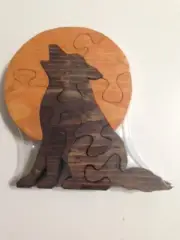 Wooden Scroll Puzzle - Howling Wolf - 9 Pieces - Stained