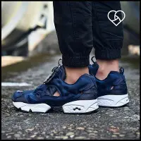 在飛比找Yahoo!奇摩拍賣優惠-【聰哥運動館】銳步Reebok Insta pump Fur