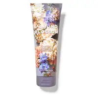 在飛比找PChome24h購物優惠-《Bath & Body Works BBW 》保濕香水身體