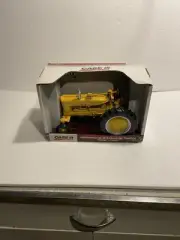 1/16 Ertl Farm Toy Farmall M Highway Department Industrial Tractor
