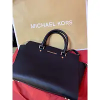 在飛比找蝦皮購物優惠-MICHAEL KORS 經典SELMA 金字 防刮牛皮手提