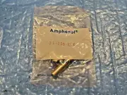 (1) AMPHENOL 31-208-RFX BNC "T" MALE TO DUAL FEMALE JACK-PLUG-JACK TEE ADAPTER