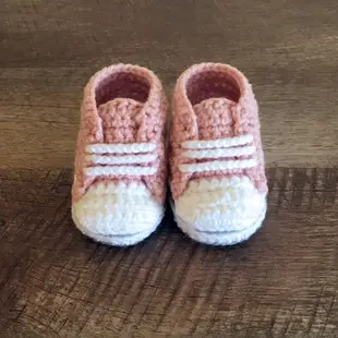 Stylish Pink Baby Sneaker - Crochet Shoes - Handmade Toddler Booties - Footwear