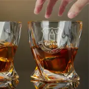 Custom Engraved Everton F.C. Whiskey Glass – 10 oz Twisted Rocks Glass