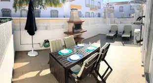 Apartamento Praia Altura - Terraco BBQ - Wifi - AC - Garagem Fechada