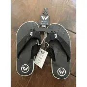 NWT Shaun White Kids Wilshire Black Flip Flops /Sandals Size 13/1
