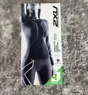 2XU Refresh Women Sz XS Swim Recovery Compression Top Black Long Sleev Activewea