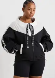 AJE Athletica Spray Jacket Size 18