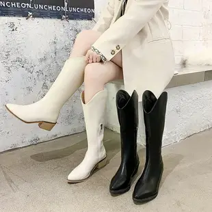 2021新款秋冬米白色粗跟高筒靴子女中跟復古氣質尖頭騎士靴瘦瘦靴