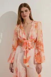 Ombre Floral Button Up Front Woven Top